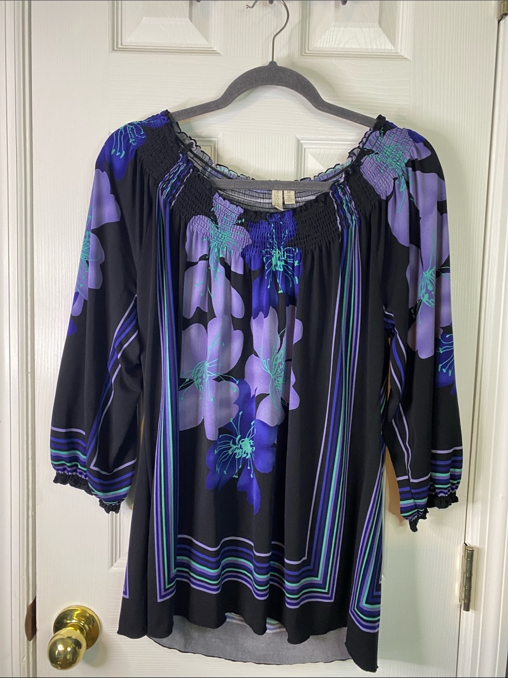 Madison Floral Peasant Top in Purple and Black Blouse Size Medium.
